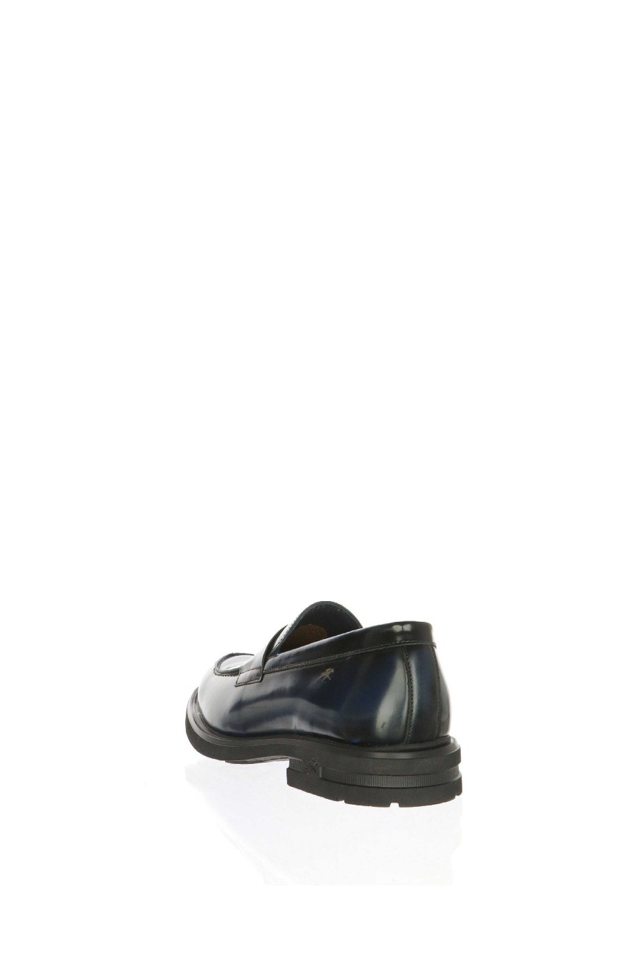 New Mocasin Universitario En Piel Desgastada Fluchos Casual Y Mocasines